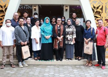 Ketua Dekranasda Bali Penuhi Undangan Gala Dinner dari Ketua Dekranasda NTB