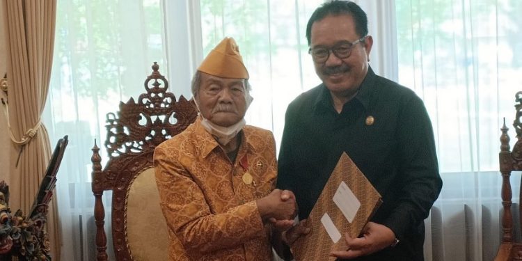 Wagub Cok Ace Sambut Positif Program Kunjungan Sekolah LVRI