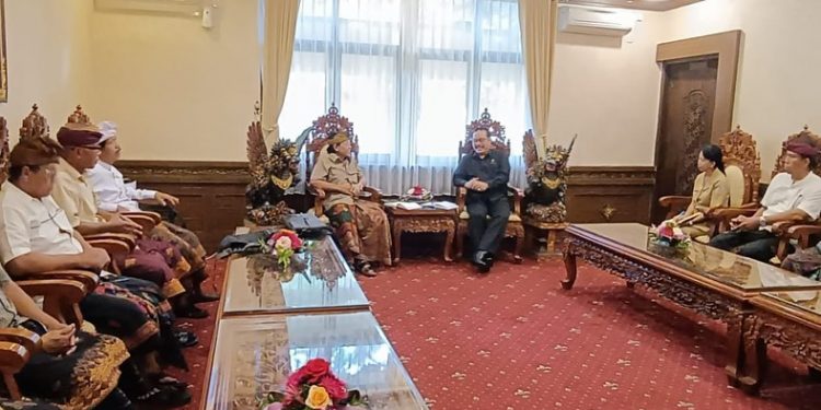 Wagub Cok Ace Apresiasi Terbentuknya Paguyuban Drama Gong Lawas