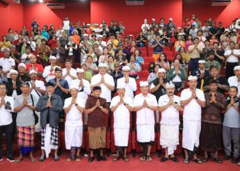 Penataan Kawasan Suci Besakih Hampir Selesai, Gubernur Koster Ajak Pedagang Tetap Rukun