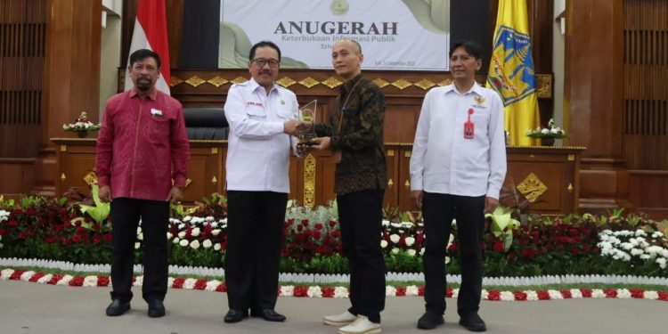 Wagub Cok Ace Dorong Partisipasi Masyarakat Dalam Memilah dan Bijak Mencerna Informasi Publik