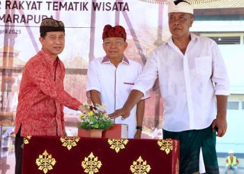 Gubernur Bali Wayan Koster Ground Breaking Pasar Rakyat Tematik Wisata Semarapura Didampingi Bupati Klungkung