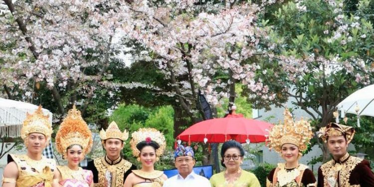Gubernur Bali dan Ketua Dekranasda Bali Dapat Kehormatan Hadiri Peringatan 65 Tahun Hubungan Diplomatik Antara Indonesia dan Jepang