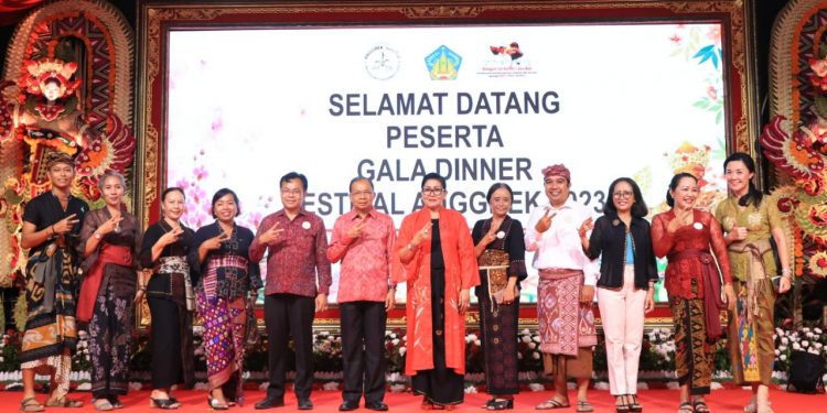 Gubernur Wayan Koster Motivasi Peserta Festifal Anggrek International Kembangkan Anggrek dari Hulu Hingga Hilir