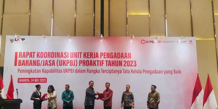 Provinsi Bali Raih Penghargaan Kematangan UKPBJ Level Proaktif