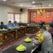 Wagub Cok Ace Gelar Rapat Evaluasi Tata Kelola Pariwisata