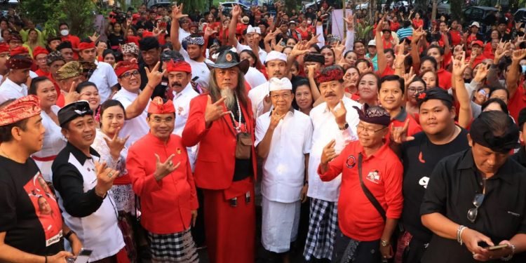 Wayan Koster Bakar Semangat Sogan Tabanan Menangkan Ganjar Pranowo Jadi Presiden RI