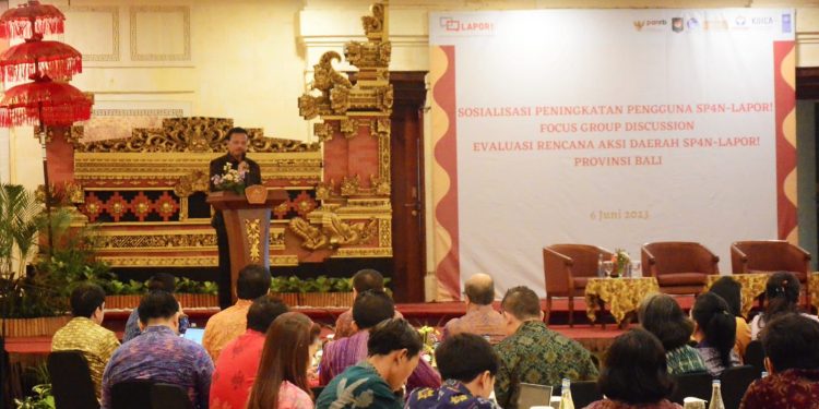 Buka Acara Sosialisasi Peningkatan SP4N-Lapor, Sekda Dewa Indra Minta Petugas Terapkan Prinsip “No Wrong Door Policy”