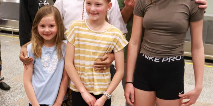 Menkumham RI dan Gubernur Bali Menerapkan “Do and Don’t ke Wisatawan Mancanegara