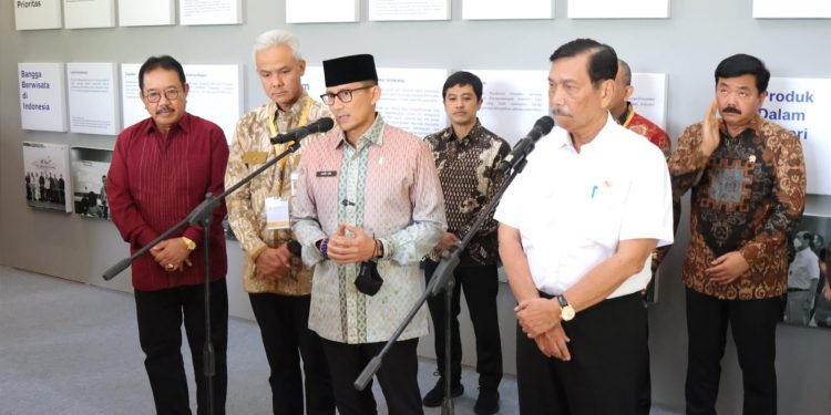 Hadiri Rakor 5 Destinasi Prioritas, Wagub Cok Ace Tekankan Fokus Bali Membangun Pariwisata Berkualitas