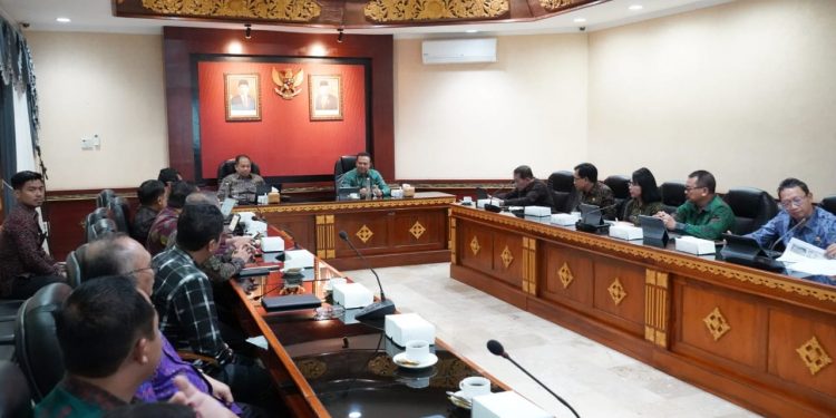 Fokus Entaskan Kemiskinan Ekstrem, PJ. Gubernur Bali Minta Bantuan Sosial Tidak Salah Sasaran