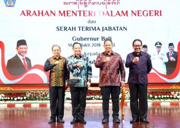 Mendagri Tito Karnavian Nilai Wayan Koster Adalah Pemimpin yang Mempunyai Konsep