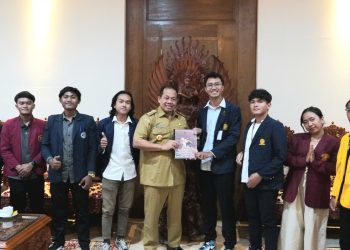 Terima Aspirasi BEM Universitas Se-Bali, Pj. Gubernur Bali S.M. Mahendra Jaya Tegaskan Akan Manfaatkan Kesempatan Untuk Ngayah Membangun Bali