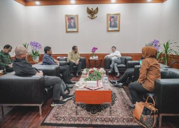 Temui Menteri Suharso Monoarfa, Pj. Gubernur S. M. Mahendra Jaya Dapat Sinyal Positif Realisasi LRT Di Bali.