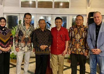 Wayan Koster Paparkan Ekonomi Kerthi Bali di World Economic Situation and Indonesian’s Prospects