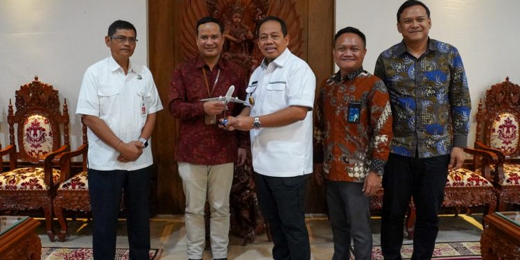 Situasi Berangsur Normal, Pj. Gubernur Mahendra Jaya Dorong Maskapai Garuda Tambah Penerbangan ke Bali