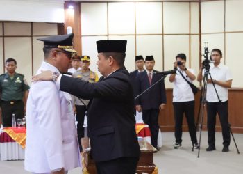 Pj. Gubernur Bali Lantik I Dewa Tagel Wirasa Jadi Pj. Bupati Gianyar