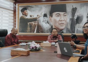 PJ. Gubernur Bali Apresiasi Kepedulian LSM Jaga Kebersihan Sungai di Bali