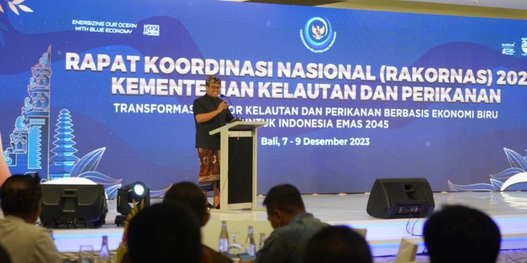 Hadiri Rakornas KKP, Pj. Gubernur Mahendra Jaya Tegaskan Komitmen Bali Implementasikan Program Pembangunan Ekonomi Biru