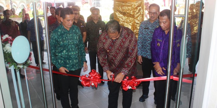 Resmikan MPP Buleleng, Pj Gubernur Mahendra Jaya Tekankan MPP Jadi Upaya Ubah Stigma Negatif Pelayanan Publik yang Berbelit