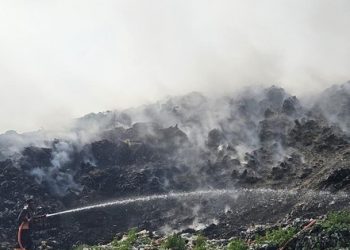 Setelah Status Siaga Darurat Berakhir, TPA Sente Klungkung Kembali Terbakar