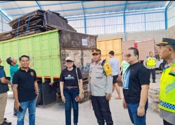 KPU Karangasem Memulai Pengiriman Logistik Pemilu ke TPS