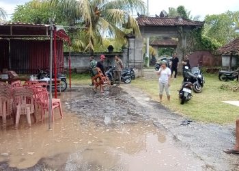 Tiga TPS Tergenang Air, Relokasi Dilakukan ke Sekolah Dasar