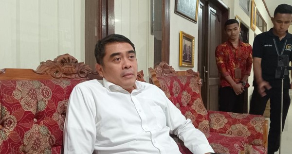 Arya Wedakarna Masih Ngotot Ngantor di DPD Meski Sudah Dipecat oleh Jokowi