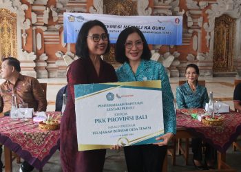 Pj. Ketua TP PKK Provinsi Bali Ajak Semua Pihak “Ngrombo” Sukseskan Pelaksanaan Desa Binaan Telajakan Bersemi di Desa Temesi