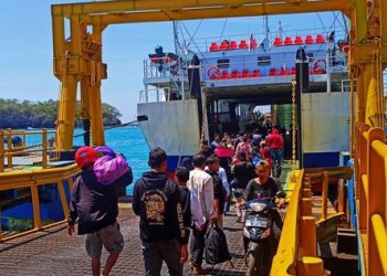 Puncak Arus Mudik melalui Pelabuhan Padangbai Diprediksi Terjadi pada H-3 Lebaran