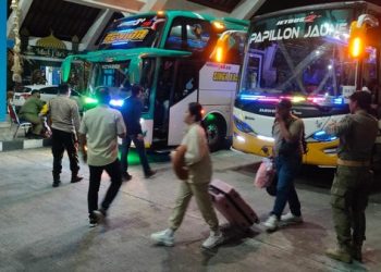 Prediksi Lonjakan Penumpang Arus Balik di Terminal Mengwi pada Hari Senin