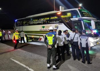 63 Kendaraan Pariwisata dan AJAP Tidak Layak Jalan Saat Melintas di Bali