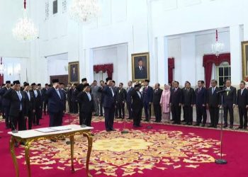 Prabowo Resmi Melantik 7 Menko, 41 Menteri, dan 6 Pejabat Setingkat Menteri
