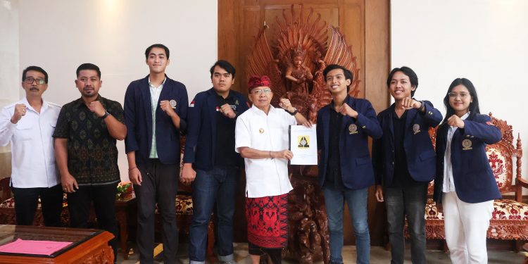 BEM UNUD Pasang Badan Bela Gubernur Koster Larang Kemasan Plastik Dibawah Satu Liter, Solusi Konkret Masalah Sampah