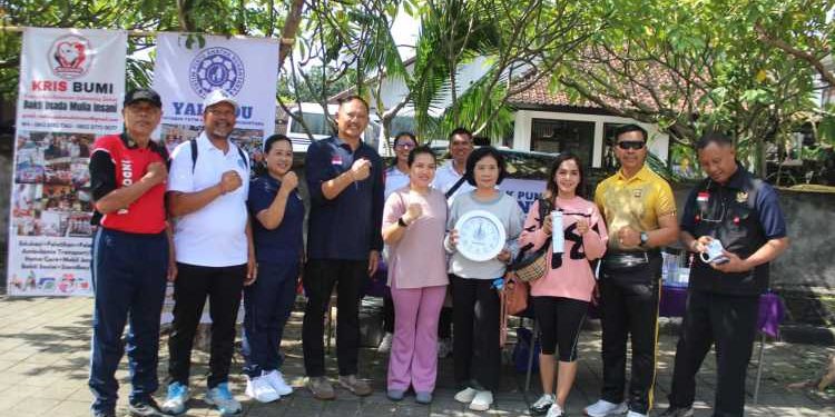 Gandeng Gatriwara dan Ormas, Kesbangpol Bali Salurkan Bantuan bagi Veteran