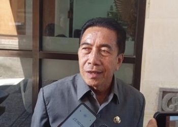 DLH Karangasem Siapkan Truk Tambahan untuk Angkut Sampah Selama Galungan