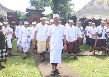 Gubernur Koster Fokus Benahi Jalan Strategis Payangan–Kintamani, Tegaskan Komitmen Bangun Infrastruktur Bali