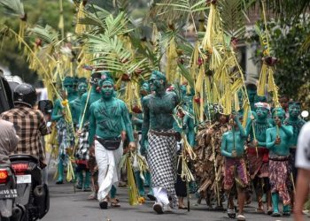 Tradisi Ngerebeg Dihadiri Ratusan Warga di Desa Adat Tegallalang