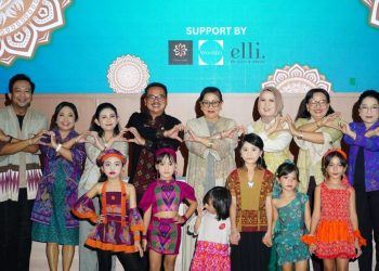 Ny. Putri Koster Ajak Masyarakat Bangga dan Mencintai Kain Endek