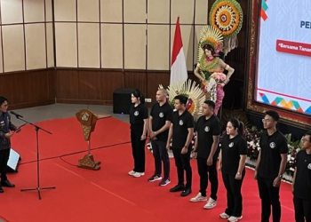 Wagub Giri Prasta Resmikan Gerakan Tanam Tuwuh Bali Fokus Dukung Balita Terlantar dan Pendidikan Anak di Daerah Terpencil