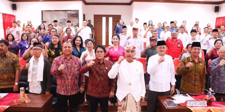 Buka Rakerda FKUB se-Bali, Wagub Giri Prasta Dorong Perkuat Sinergitas Jaga Kerukunan