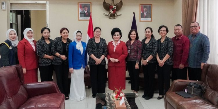 Penguatan Peran Perempuan, Ny. Seniasih Giri Prasta Pastikan BKOW Bali Sejalan dengan KOWANI