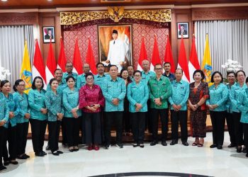 Apresiasi Tim TP PKK Ikuti Rakernas PKK di Samarinda, Ny. Putri Koster Terima Kasih Sudah Bawa Nama Baik Bali