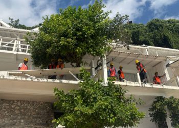 Satpol PP Bali Menargetkan Pembongkaran Seluruh Bangunan Ilegal di Pantai Bingin Rampung pada Akhir Agustus