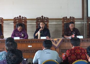 Wabup Tjok Surya Ingatkan Desa Segera Bangun TPS 3R, Dana BKK Bisa Ditunda