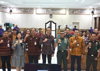 Dorong Pertumbuhan Ekonomi, Wabup Tjok Surya Ajak Tim Percepatan Bekerja Maksimal