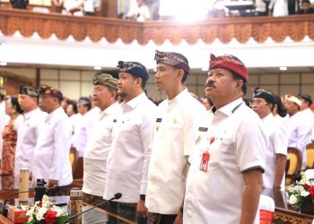 Wabup Tjok Surya Hadiri Rapat Paripurna Hari Jadi ke-67 Provinsi Bali
