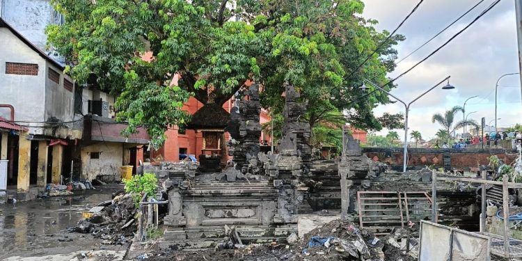 Hujan Deras Masih Landa Denpasar, Ratusan Pedagang Pasar Kumbasari Direlokasi