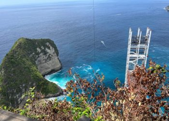 DPRD Bali Hentikan Sementara Proyek Lift di Tebing Pantai Kelingking