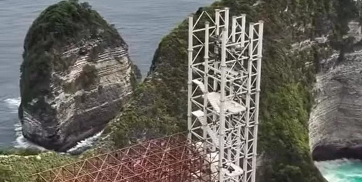 Investor Proyek Lift Kaca di Pantai Kelingking Pastikan Semua Perizinan Lengkap